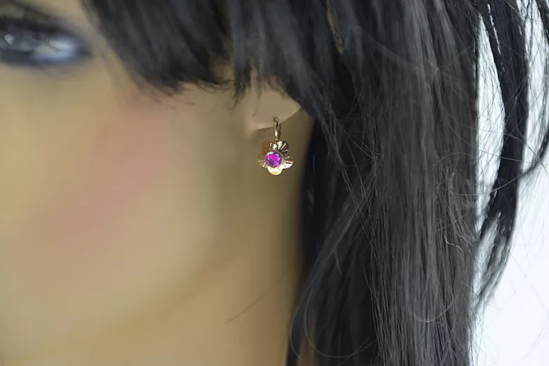Des boucles d'oreilles Artisanat vintage Améthyste Or rose 14 carats vintage d'origine vec028r
